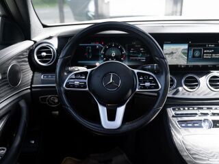 Mercedes-Benz E 400 AMG LINE 2.9 250kW