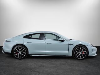 Porsche Taycan 4S 440kW