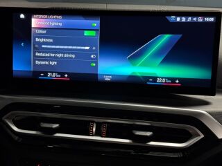 BMW 330 E M-Sportpakett PRO LCI 2.0 215kW