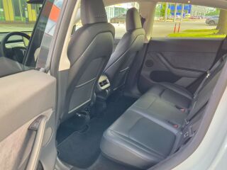 Tesla Model Y Long Range  Dual Motor  AWD  378kW 153kW