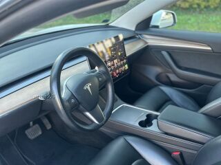 Tesla Model 3 SR+ 239kW