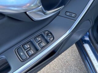 Volvo V60 SUMMUM AWD TWIN ENGINE Plug-In Hybrid 2.4 D6 158kW
