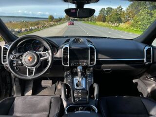 Porsche Cayenne Platinum Edition N1 3.0 193кВ