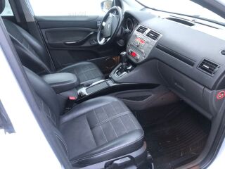 Ford Kuga Individual 2.0 R4 TDI 120kW