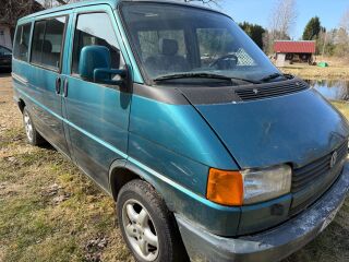 Volkswagen Multivan 2.4 57кВ