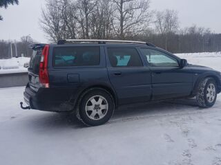 Volvo XC70 2.4 R5 136kW