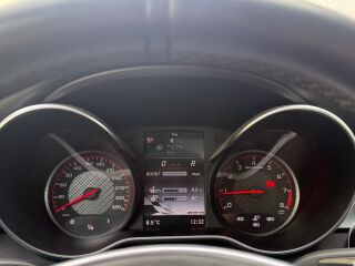 Mercedes-Benz C 63 AMG S 4.0 V8 Biturbo 375kW