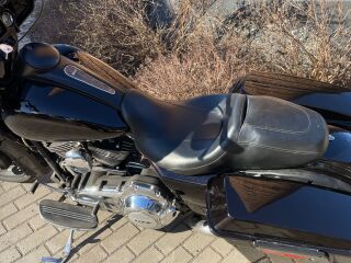 Harley-Davidson Street Glide V2