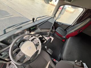 Volvo FH62 TR 551hp 6X2*4 EURO6 + CHASSIS 7500MM 405kW