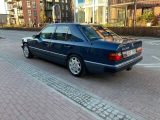 Mercedes-Benz 300 E - 24 3.0 R6 162кВ