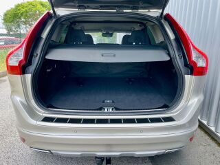 Volvo XC60 Classic Summum AWD 2.4 D4 140kW