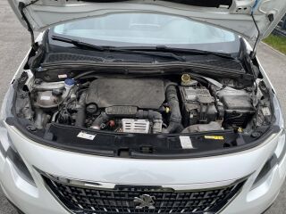 Peugeot 2008 Allure 1.2 Turbo PureTech 81kW