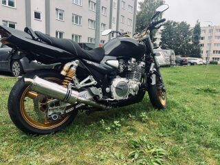 Yamaha XJR 1300