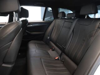 BMW 530 E X-Drive M-Sportpakett 2.0 215kW