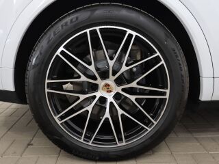 Porsche Cayenne E-Hybrid 346кВ