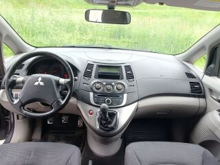 Mitsubishi Grandis 2.0 100кВ