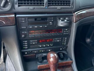 BMW 740 4.0 210kW