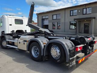 Scania P360 6X2*4 EURO 6 265кВ