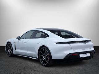 Porsche Taycan 4S 420кВ