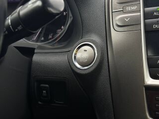 Lexus IS 220 2.2 130kW