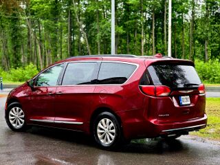 Chrysler Pacifica 3.6 214kW