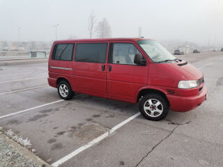 Volkswagen Caravelle 2.4 57kW