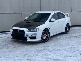 Mitsubishi Lancer Evolution X 2.0 217кВ