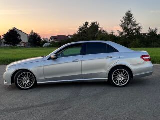 Mercedes-Benz E 220 Avantgarde 2.1 125kW