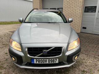 Volvo XC70 Cross Country 4WD 2.4 D5 136кВ