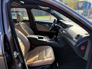 Mercedes-Benz C 350 3.0 195kW