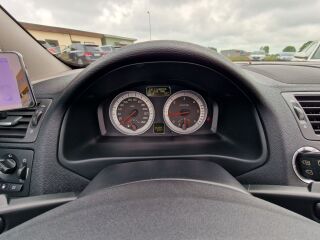 Volvo C70 FACELIFT MOMENTUM CABRIO 2.0 110кВ