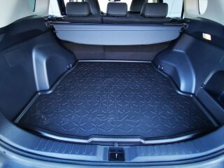 Toyota RAV4 4WD LUXURY PLUS & TECHNO Pack MultiDrive S 2.0 Dynamic Force 129kW