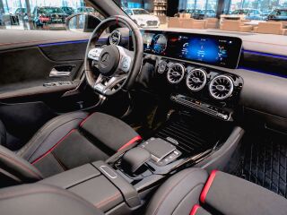 Mercedes-Benz CLA 35 AMG 2.0 225kW