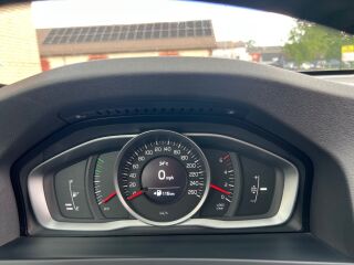 Volvo V60 2.0 Volvo D3 VIIS SILINDRIT 120kW
