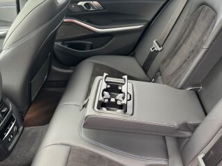 BMW 320 M-Pakett Shadowline MHEV X-Drive 2.0 140kW