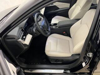 Toyota Camry Executive 137kW