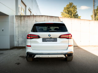 BMW X5 xDrive 30d Mild-Hybrid M Sport 3.0 210kW