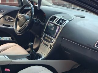 Toyota Avensis T227 2.2 130kW