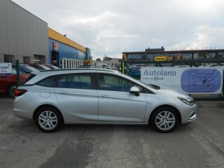 Opel Astra Sports Tourer 1.6 81кВ
