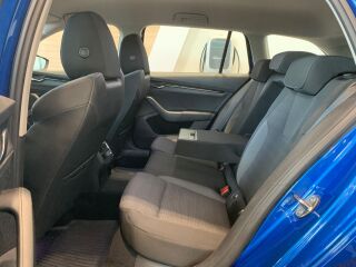 Skoda Octavia Combi Ambition 1.5 TSI 110kW