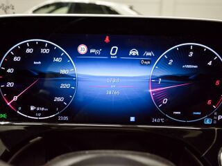 Mercedes-Benz E 220 d AMG-Line 2.0 145kW
