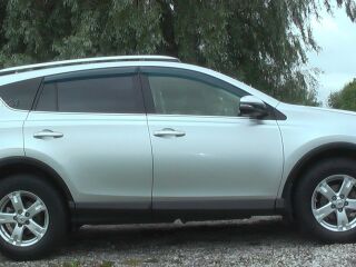 Toyota RAV4 Plus 2.0 112kW