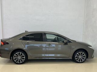 Toyota Corolla Hybrid Luxury 72kW