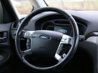 Ford Galaxy Ghia 2.0 R4 TDI 96kW