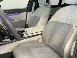 BMW i7 xDrive60  M-Sportpakett Pro Individual 400kW