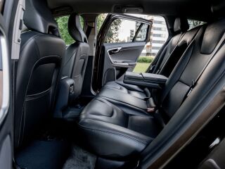 Volvo V60 Cross Country Summum 2.0 110кВ