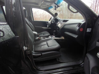 Nissan Navara NP300 Tekna 2.3 140кВ