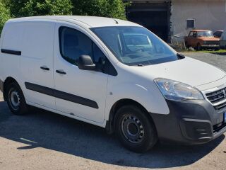 Peugeot Partner 1.6 72кВ