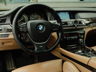 BMW 730 3.0 180kW