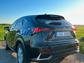 Lexus NX 300h 2.5 114kW